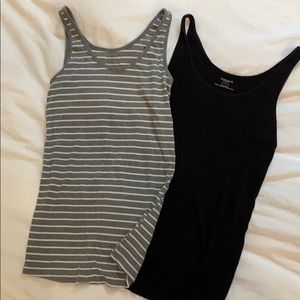 Motherhood Maternity tanks